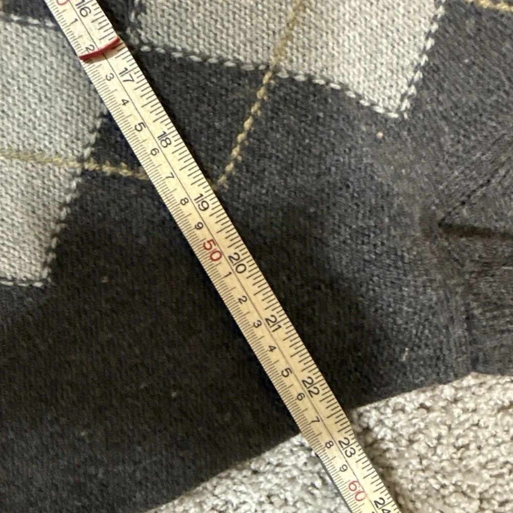 Banana Republic Luxury Winter Blend Sweater Men's L Wool Cashmere Argyle V-neck
